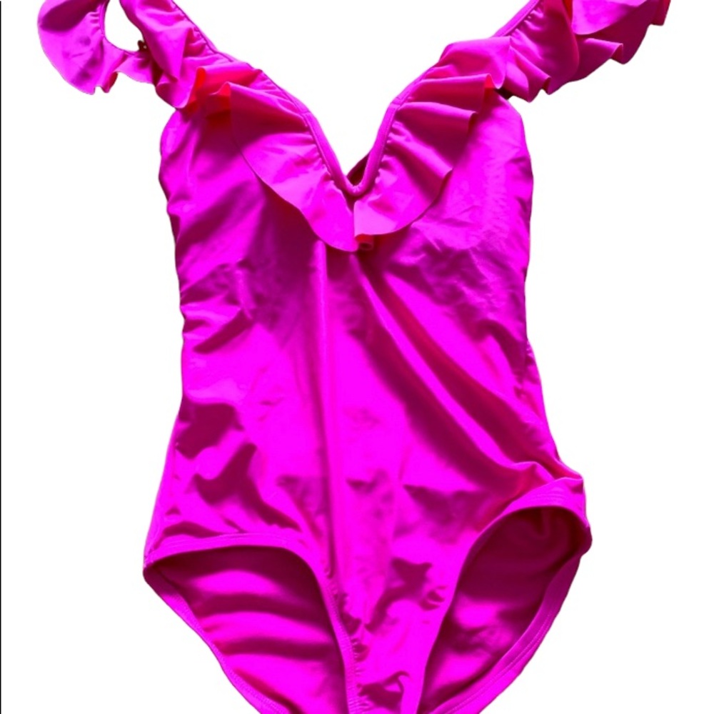 NEW Missy ruffle swimsuit